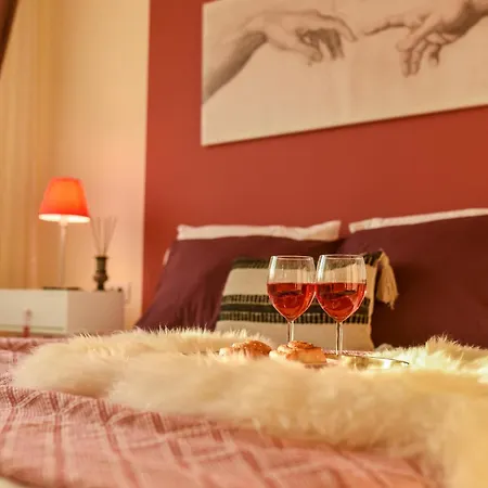 Flamingo Rainbow Apartment