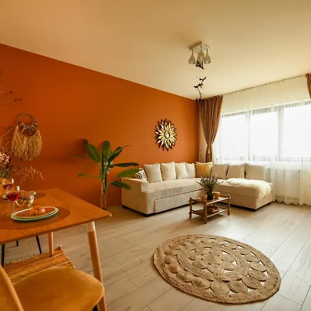 Apartment Flamingo Rainbow Bucharest